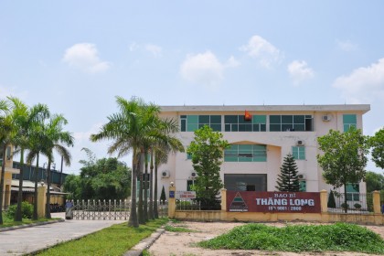 Trồng cây xanh tại nhà máy khu công nghiệp