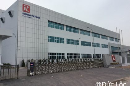 Cổng chỉnh nhà máy