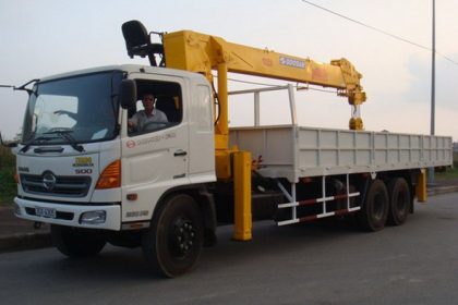Ảnh xe cẩu tự hành của công ty Đức Lộc