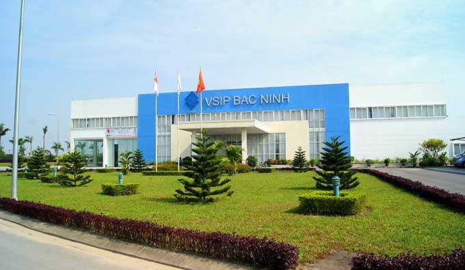 Công ty Cây xanh Đức Lộc trồng cây xanh cho công ty Sony tại khu công nghiệp VSIP Từ Sơn-Bắc Ninh